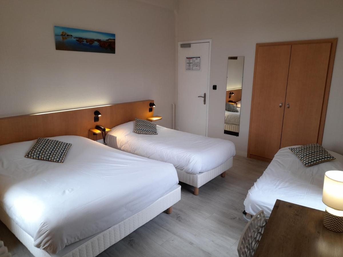Contact Hotel De France Сент Екстериор снимка